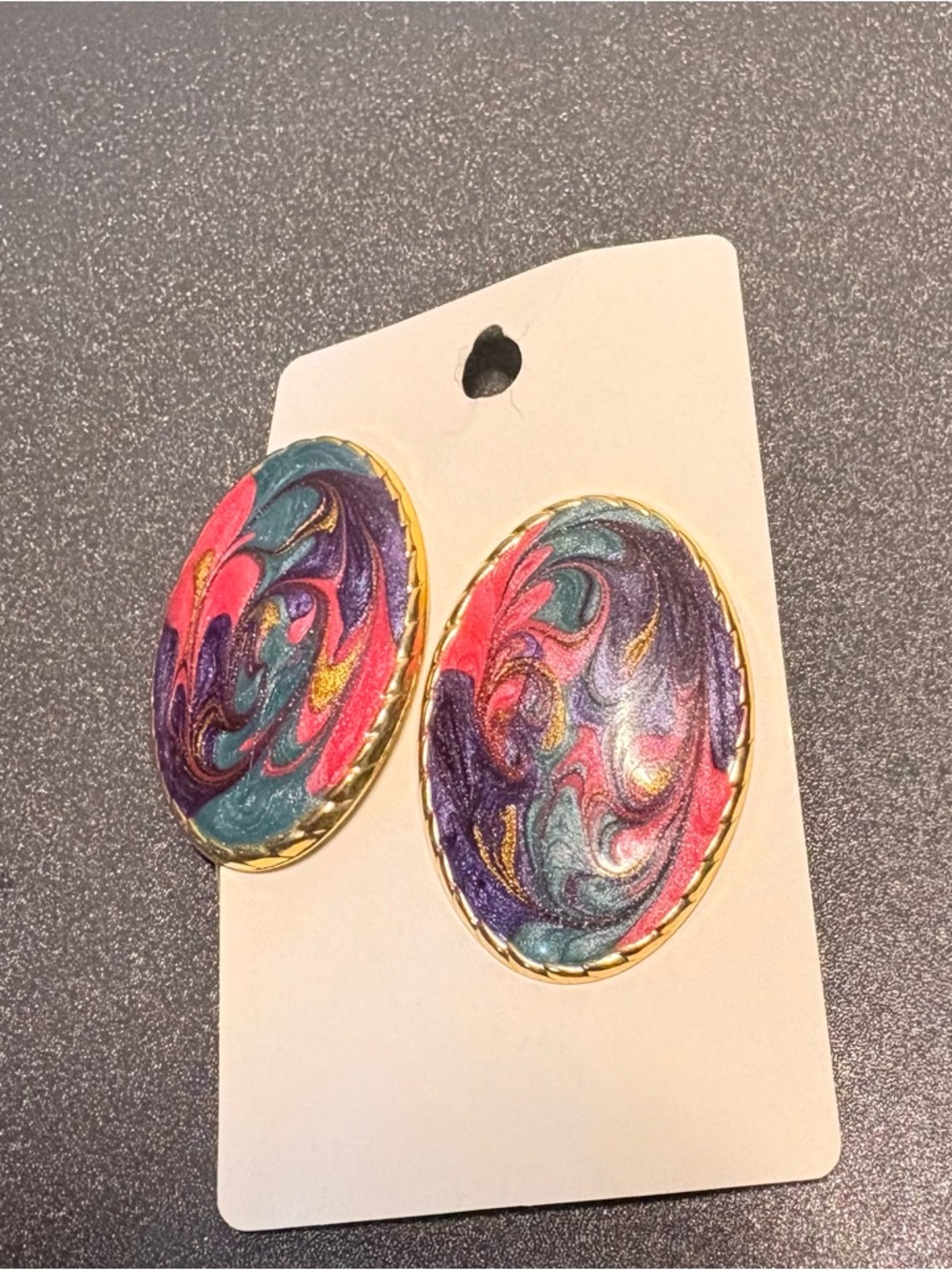 Multicolor Swirl Oval Statement clip on Earrings - Women Jewelry - Picture 4 of 8